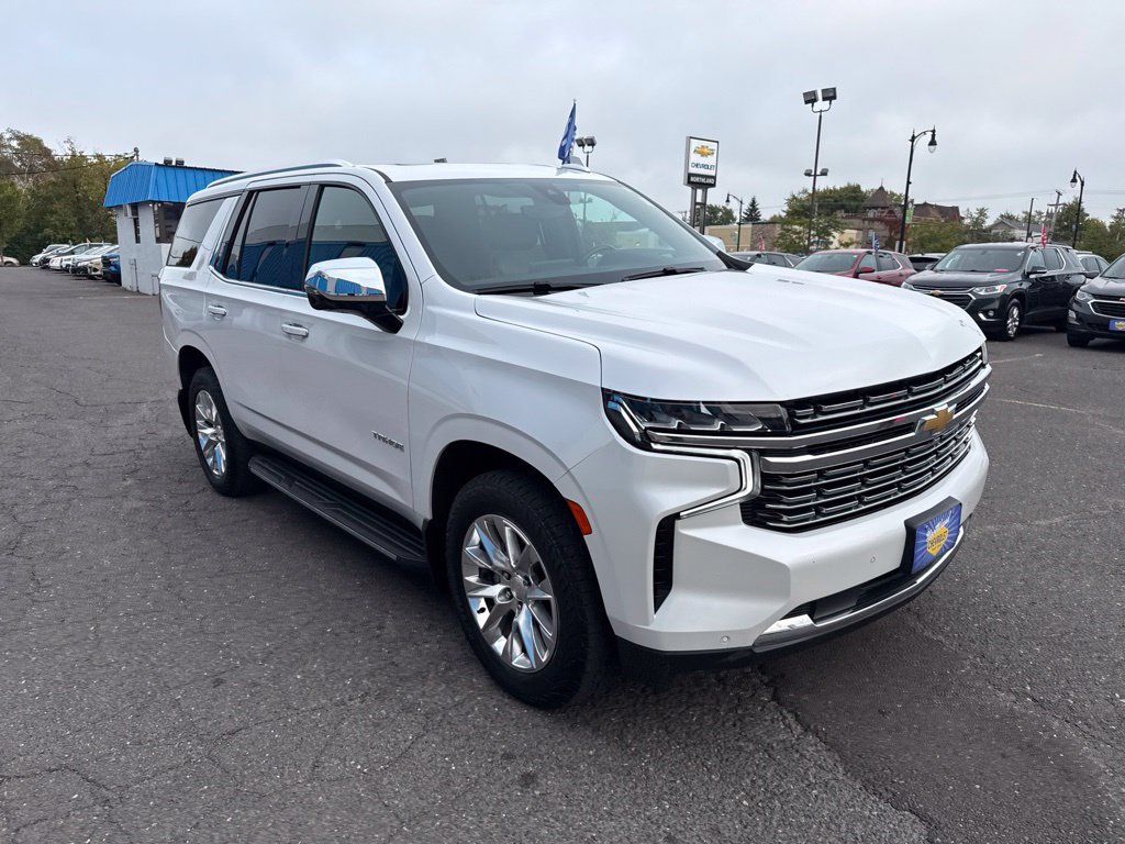 Used 2021 Chevrolet Tahoe Premier w/ Premium Package AWD/4WD image 5