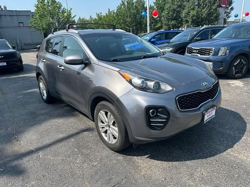 Used 2019 Kia Sportage LX w/ LX Popular Package AWD/4WD image 3