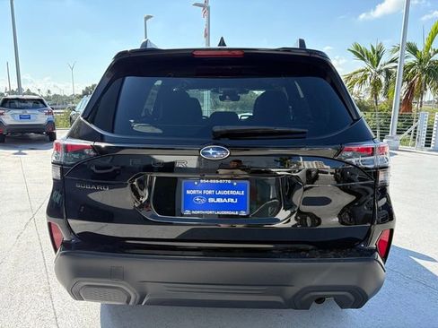 New 2026 Subaru Forester Premium AWD/4WD image 3