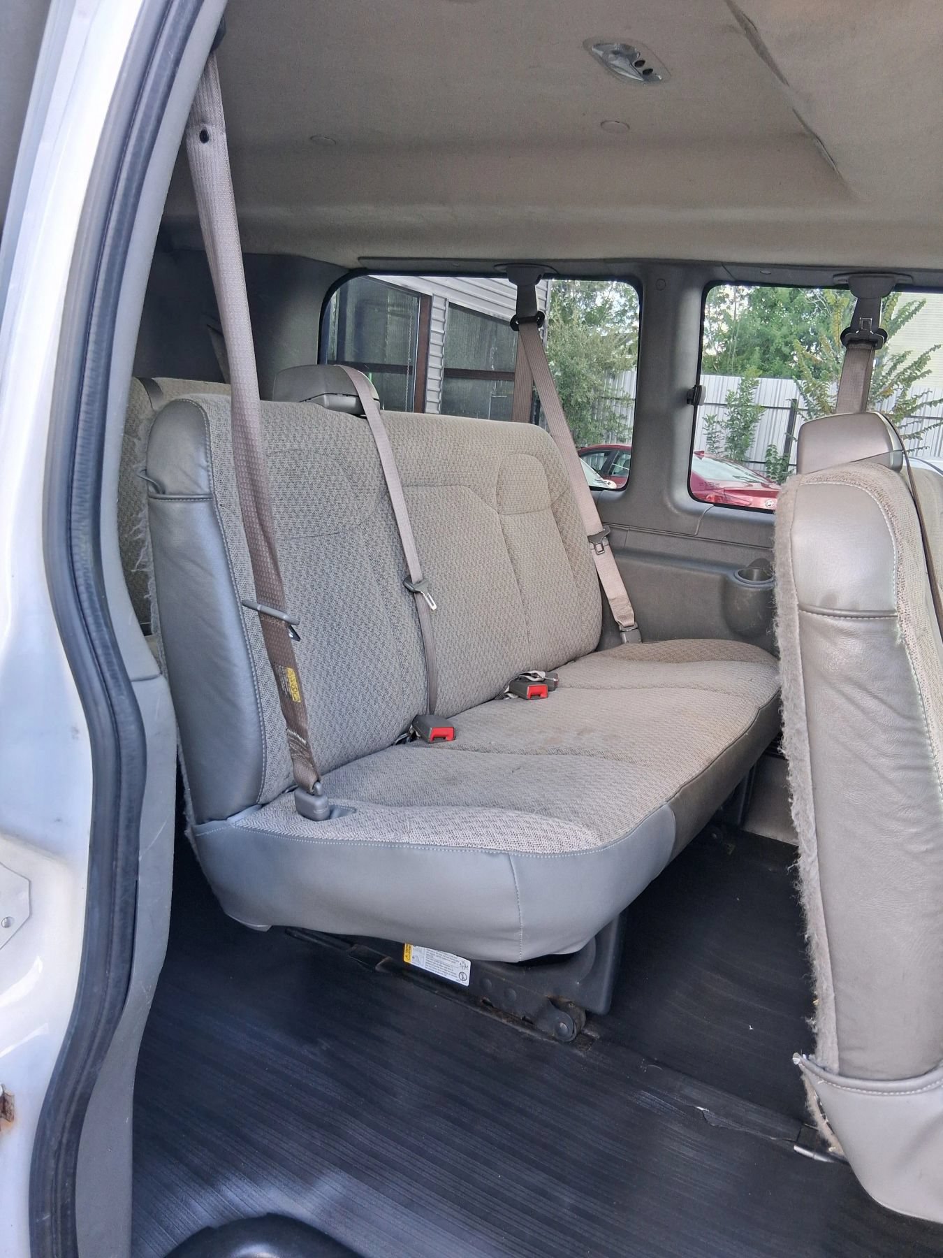 Used 2017 Chevrolet Express 2500 LS RWD image 29