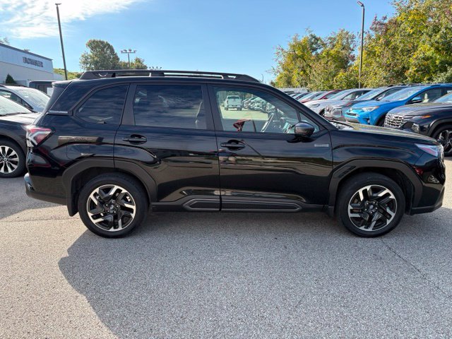Used 2025 Subaru Forester Limited AWD/4WD image 4
