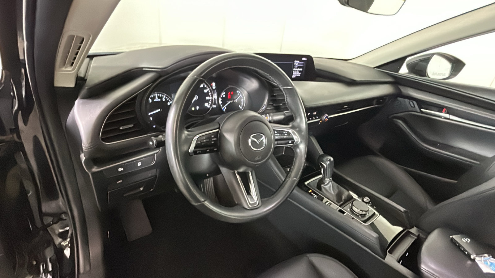 Used 2024 MAZDA MAZDA3 s FWD image 16