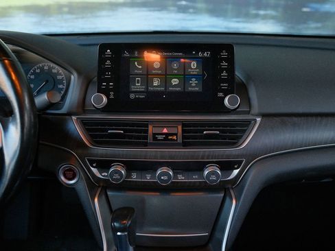 Used 2022 Honda Accord EX-L image 21