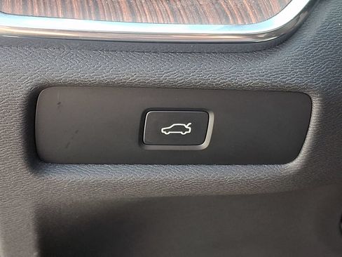 Used 2024 Volvo S60 B5 Ultimate AWD/4WD image 24