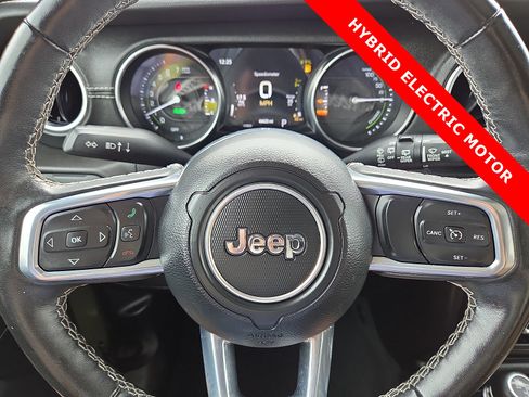 Used 2023 Jeep Wrangler Unlimited Sahara w/ Cold Weather Group AWD/4WD image 24