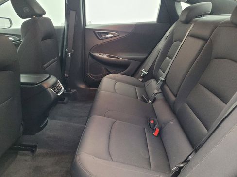 Used 2025 Chevrolet Malibu LT image 18