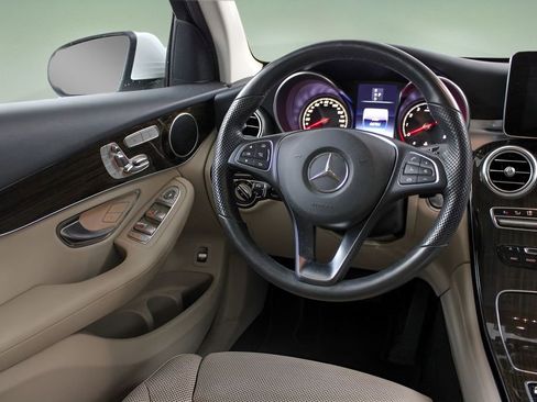 Used 2019 Mercedes-Benz GLC 300 image 16
