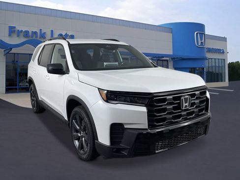 New 2026 Honda Pilot Sport image 7