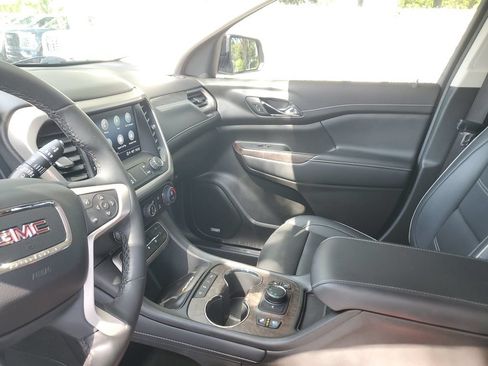 Certified 2023 GMC Acadia Denali w/ Black Diamond Edition FWD image 23