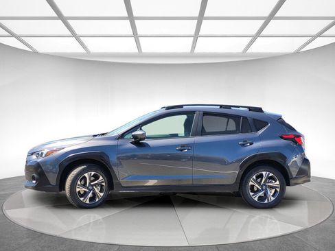 Used 2025 Subaru Crosstrek 2.5i Premium AWD/4WD image 6
