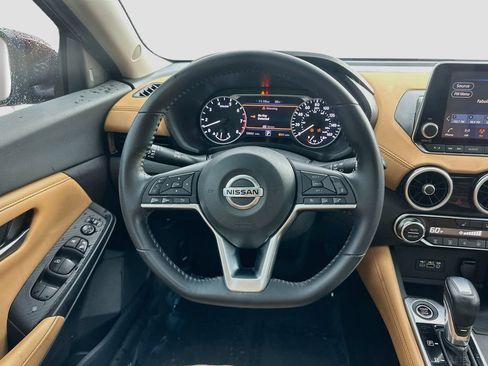 Used 2021 Nissan Sentra SV w/ SV Premium Package FWD image 22