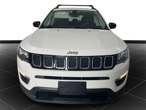 Used 2018 Jeep Compass Sport FWD image 8