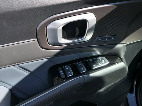 New 2025 Kia Sorento SX Prestige image 13