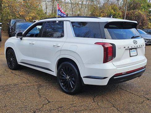 Certified 2025 Hyundai Palisade Calligraphy image 6