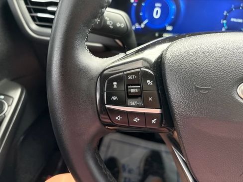 Used 2022 Ford Escape SEL w/ Technology Package AWD/4WD image 11