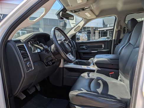 Used 2016 RAM 3500 Laramie w/ Convenience Group AWD/4WD image 24