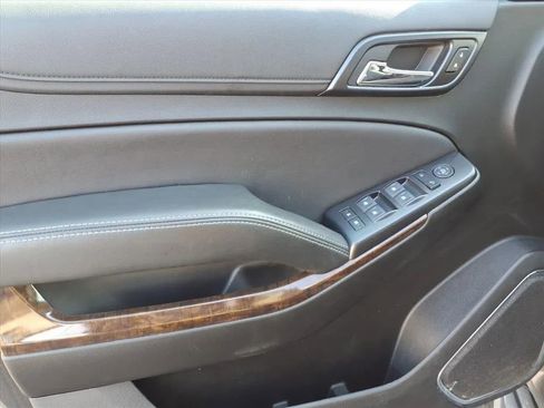 Used 2019 Chevrolet Tahoe LS w/ All-Season Package image 23