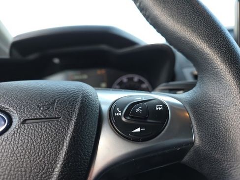 Used 2020 Ford Transit Connect XLT image 18