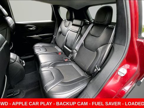 Used 2019 Jeep Cherokee Latitude Plus AWD/4WD image 21