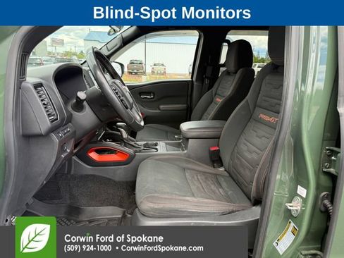 Used 2023 Nissan Frontier PRO-4X w/ Pro Convenience Package AWD/4WD image 2