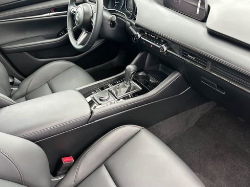 Certified 2025 MAZDA MAZDA3 s FWD image 16