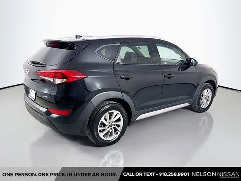 Used 2017 Hyundai Tucson SE image 5