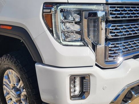 Used 2022 GMC Sierra 2500 Denali image 9