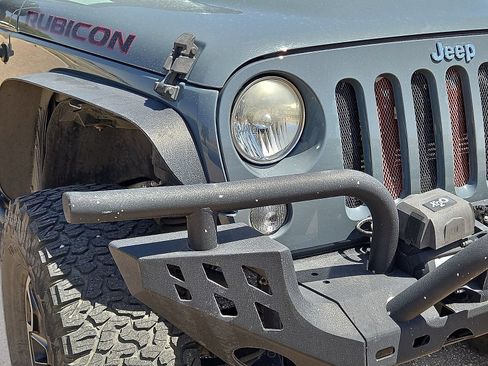 Used 2014 Jeep Wrangler Unlimited Rubicon AWD/4WD image 9