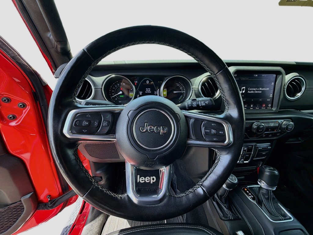 Used 2021 Jeep Wrangler Unlimited Sahara w/ Cold Weather Group AWD/4WD image 11