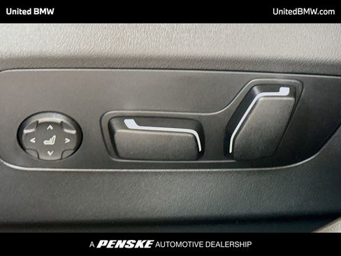 New 2026 BMW i5 eDrive40 image 4