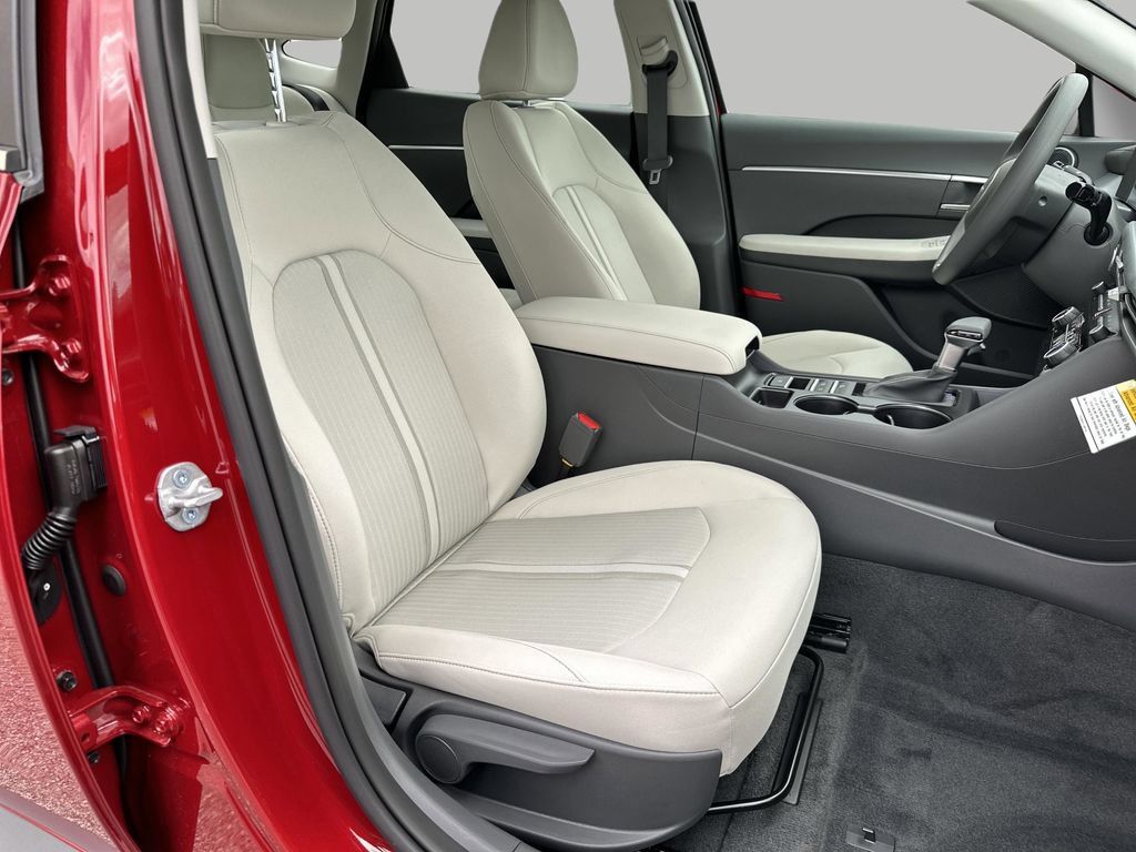 New 2026 Hyundai Sonata SE FWD image 24