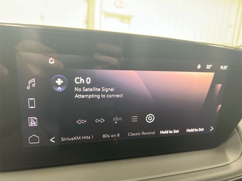 Used 2024 Buick Encore GX Sport Touring w/ Comfort Package image 13