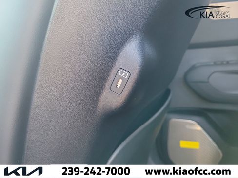 New 2027 Kia Telluride SX w/ Towing Package FWD image 13