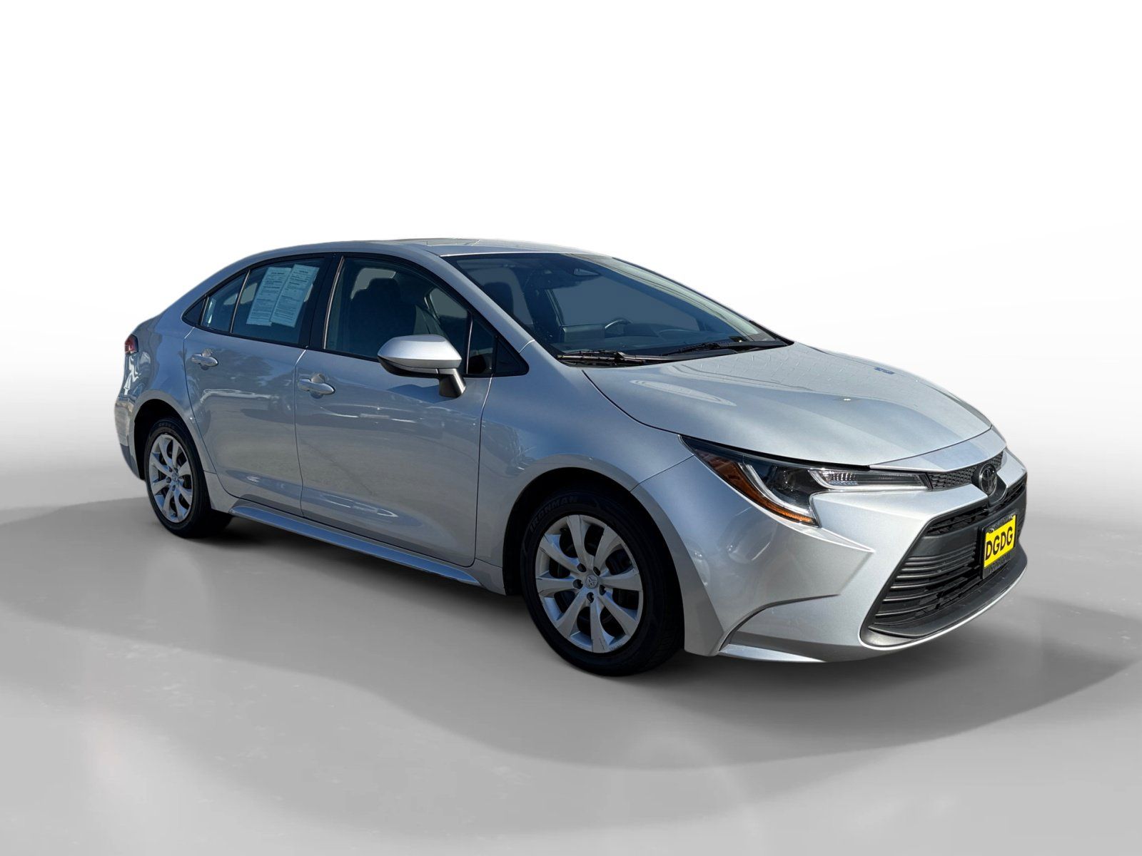 Used 2024 Toyota Corolla LE FWD image 7