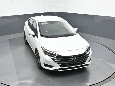 Used 2025 Nissan Versa SV image 47