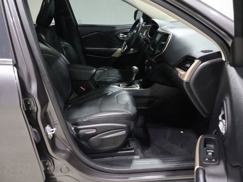 Used 2017 Jeep Cherokee Limited w/ Luxury Group image 22