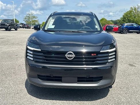 New 2025 Nissan Kicks SR w/ SR Premium Package image 9