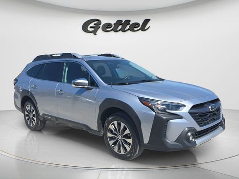 Used 2025 Subaru Outback Touring XT AWD/4WD image 2