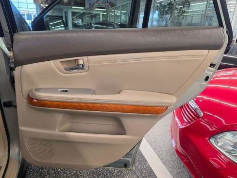 Used 2005 Lexus RX 330 AWD image 32
