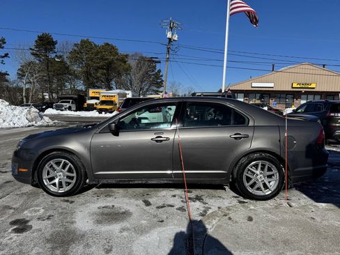 Used 2010 Ford Fusion SEL image 5
