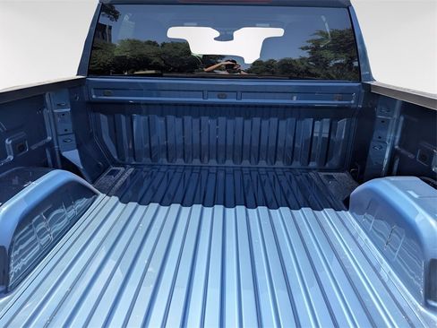 New 2025 GMC Sierra 1500 Elevation image 6