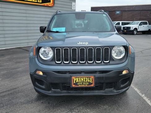 Used 2018 Jeep Renegade Sport w/ Power & Air Group AWD/4WD image 2