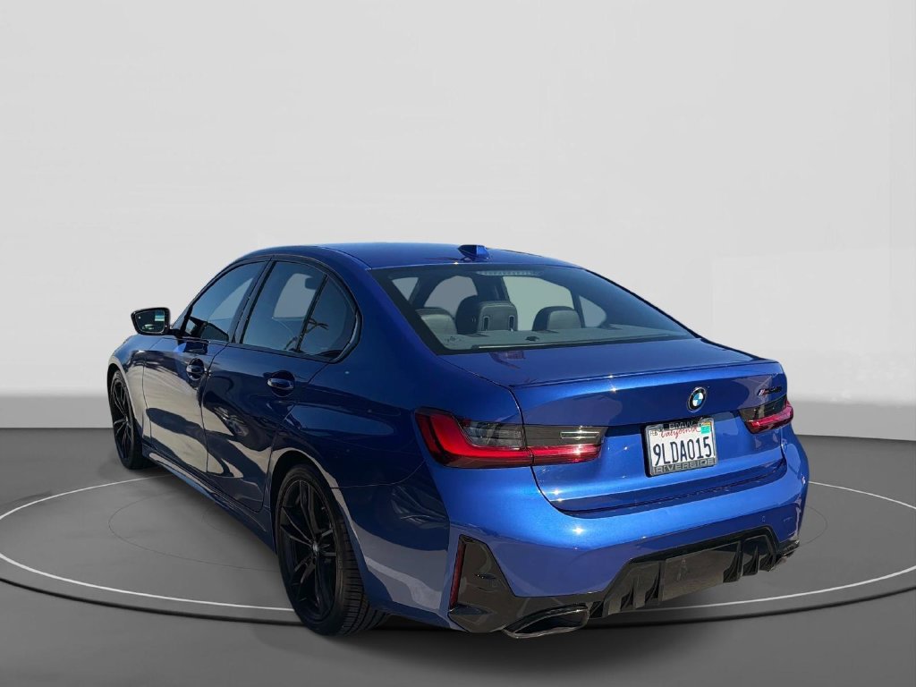 Used 2024 BMW M340i w/ Driving Assistance Package RWD image 5