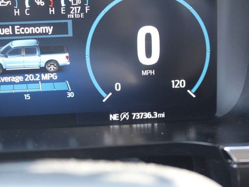 Used 2022 Ford F150 Lariat w/ Equipment Group 502A High AWD/4WD image 14