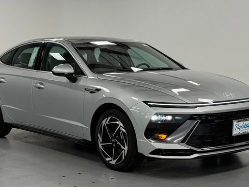 New 2026 Hyundai Sonata SEL FWD image 5