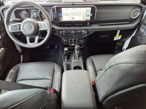 New 2026 Jeep Wrangler Unlimited Sahara AWD/4WD image 14