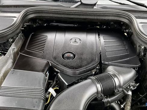 Used 2025 Mercedes-Benz GLE 350 4MATIC image 34
