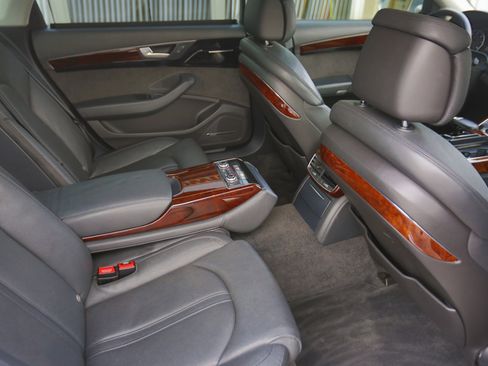 Used 2013 Audi A8 L 3.0T image 15
