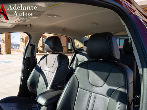 Used 2014 Ford Focus SE w/ Equipment Group 201A image 6