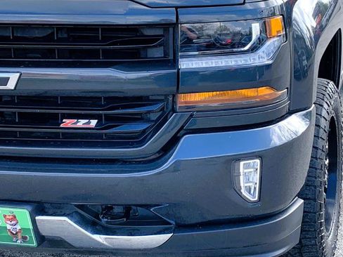 Used 2018 Chevrolet Silverado 1500 LT w/ All Star Edition AWD/4WD image 42